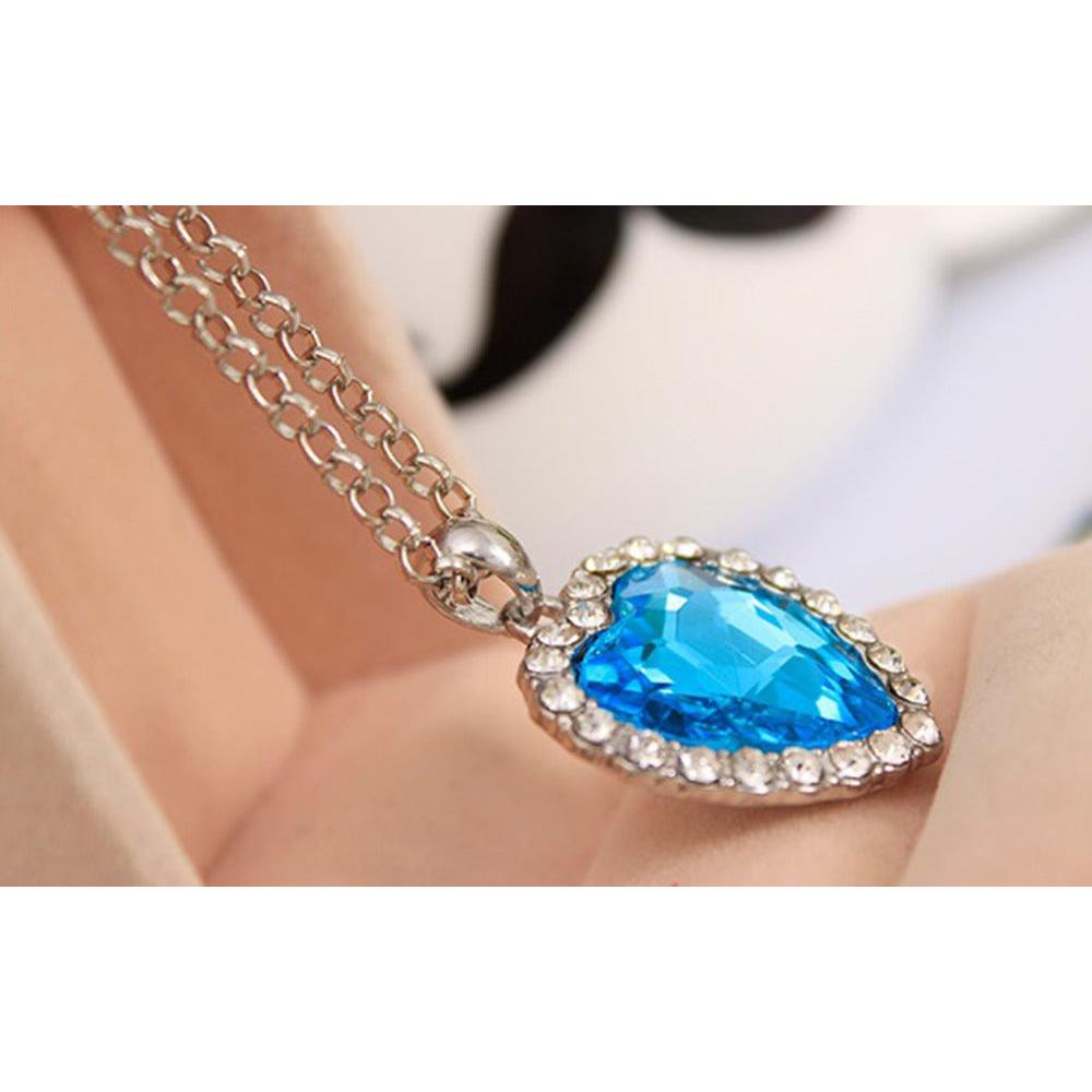 Adjustable Heart Crystal Pendant Necklace by HitMyNeed