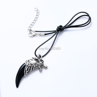 Adjustable Men's Wolf Tooth Pendant Necklace by HitMyNeed