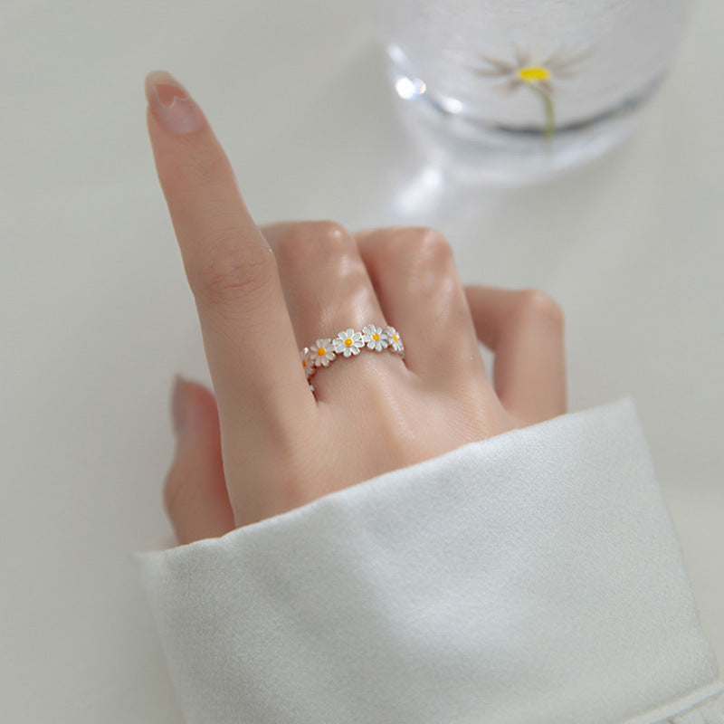 Adjustable Metal Daisy Band Ring by HitMyNeed