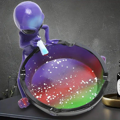 Alien Resin Ashtray and Trinket Holder purple by HitMyNeed