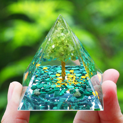 Amethyst & Peridot Orgone Pyramid for Meditation a02 by HitMyNeed