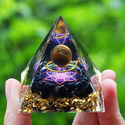Amethyst & Peridot Orgone Pyramid for Meditation a15 by HitMyNeed