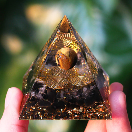 Amethyst & Peridot Orgone Pyramid for Meditation a32 by HitMyNeed