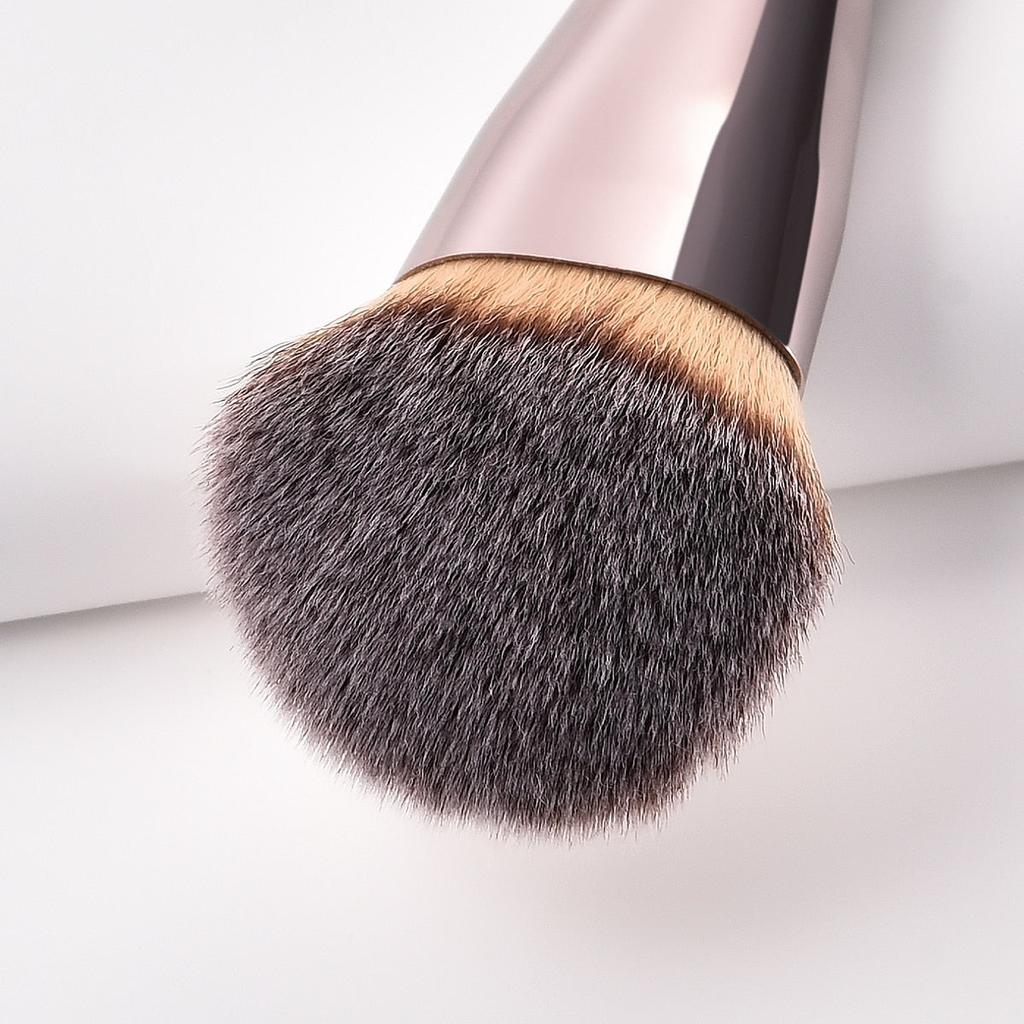 Angled Buffing Brush for Foundation & Contour by HitMyNeed