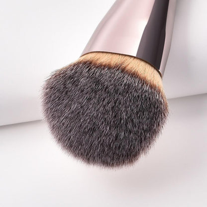 Angled Buffing Brush for Foundation & Contour by HitMyNeed