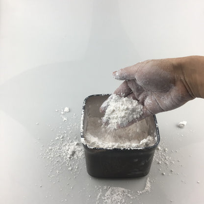 Anti-Slip Magnesium Carbonate Lifting Chalk by HitMyNeed