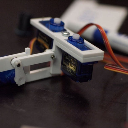 Arduino Robot Drawing Arm Clock Kit by HitMyNeed