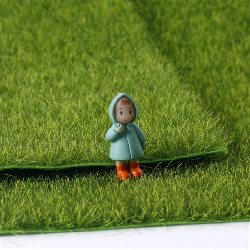 Artificial Grass Rug Tiles (2pcs, 15 x 15 cm) by HitMyNeed