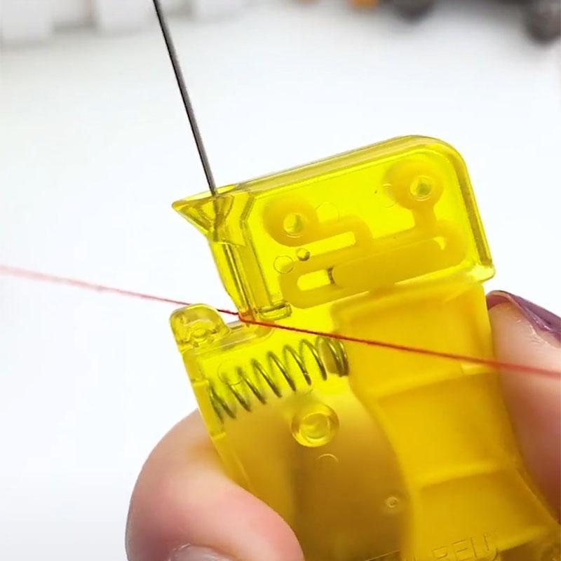 Automatic Needle Threader Tool for Easy Sewing by HitMyNeed