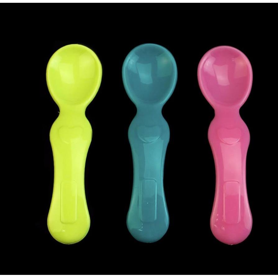 Baby Suction Bowl with Lid and Spoon Set by HitMyNeed