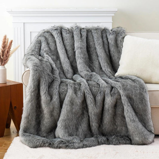 Battilo Faux Fur King Size Throw Blanket Plaid grey 127x152cm by HitMyNeed
