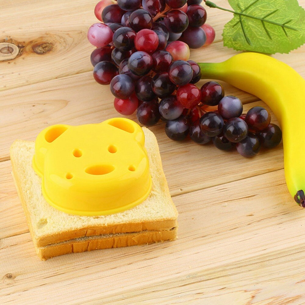 Bear Kids Sandwich Cutter and Bread Stamp by HitMyNeed