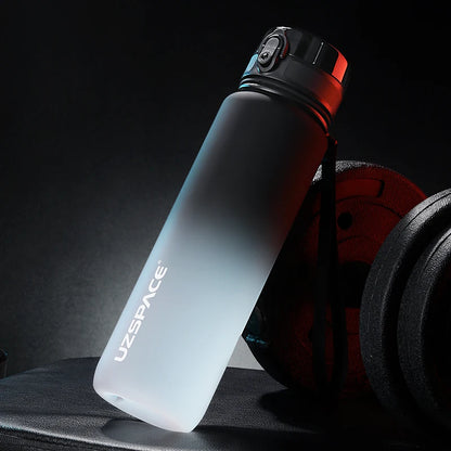 BPA-Free Leak-Proof Plastic Sports Water Bottle black-and-white 0-5l by HitMyNeed