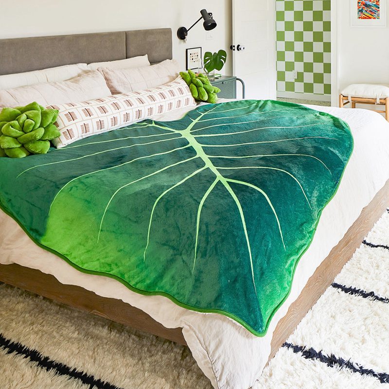Breathable Flannel Leaf Throw Blanket green-leaf-pattern-a 160x220cm by HitMyNeed