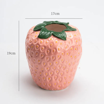 Ceramic Strawberry Flower Vase 17 x 19 cm d by HitMyNeed