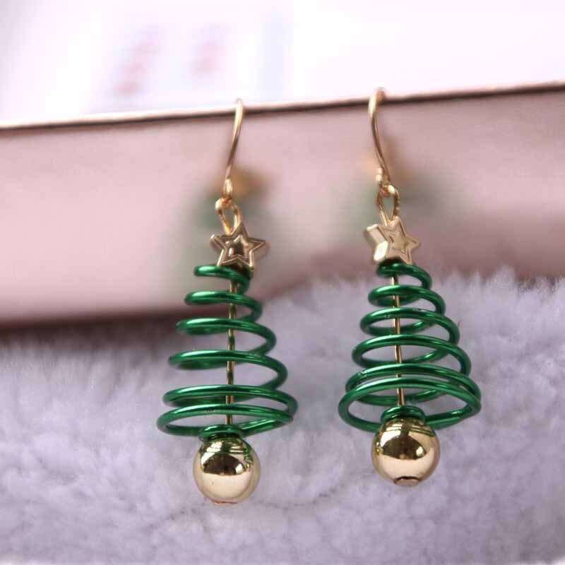 Christmas Tree Dangle Earrings for Holiday Parties by HitMyNeed