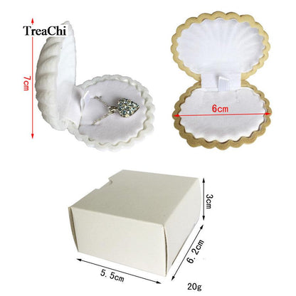 Clam Shell Velvet Jewelry Gift Box by HitMyNeed