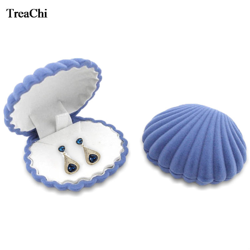 Clam Shell Velvet Jewelry Gift Box blue by HitMyNeed