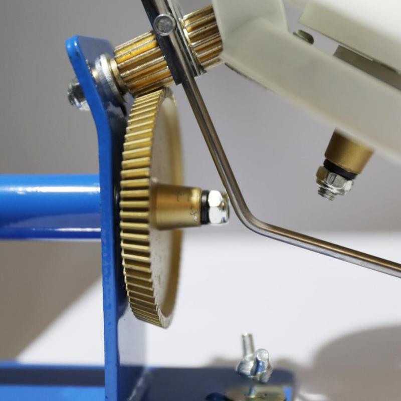 Clamp-On Manual Wool Yarn Ball Winder by HitMyNeed