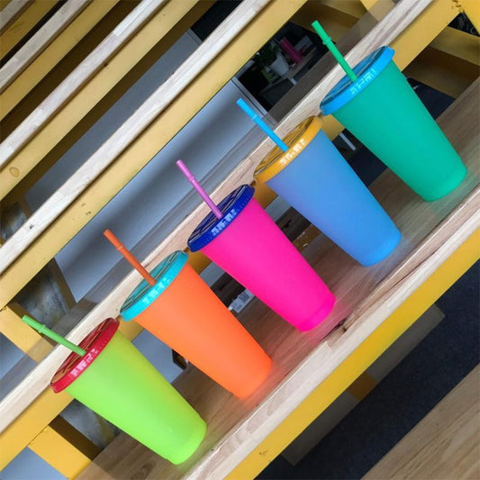 Color Changing Tumblers with Lids & Straws (Set of 5) by HitMyNeed