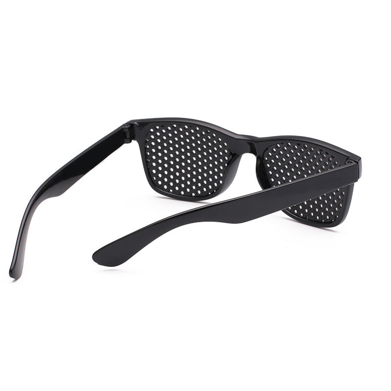 Corrective Pinhole Glasses for Natural Vision Training by HitMyNeed