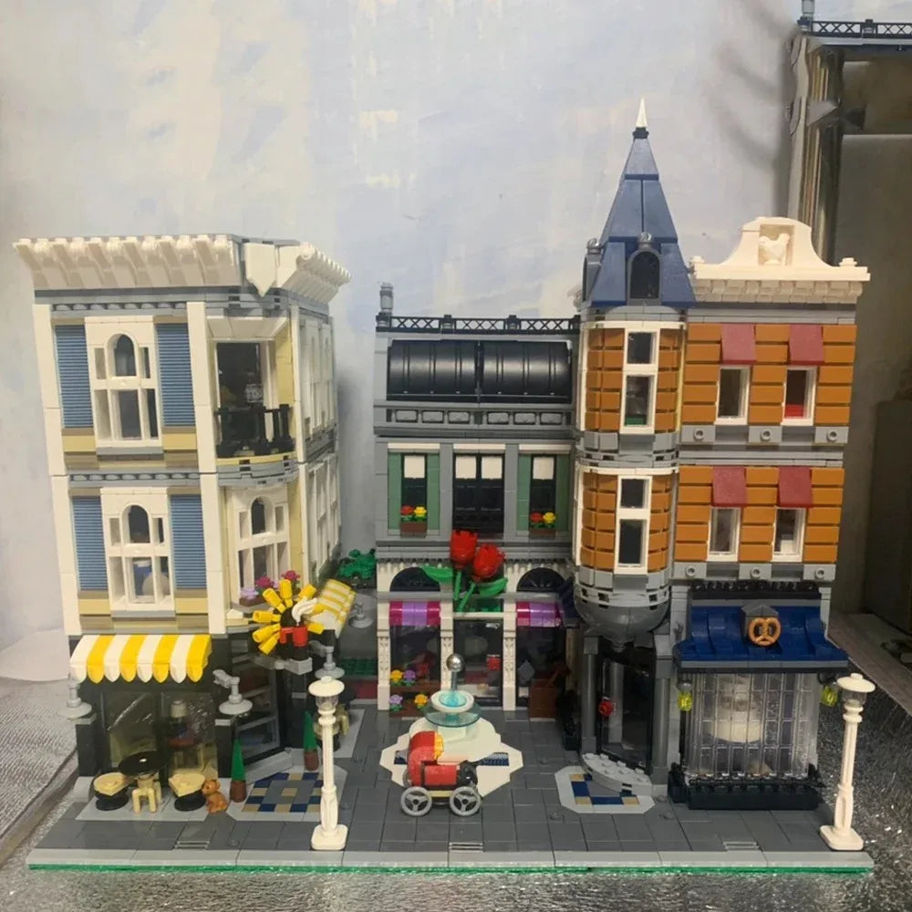 Creator Street Brick Bank & Corner Cafe Building Set assembly-square by HitMyNeed