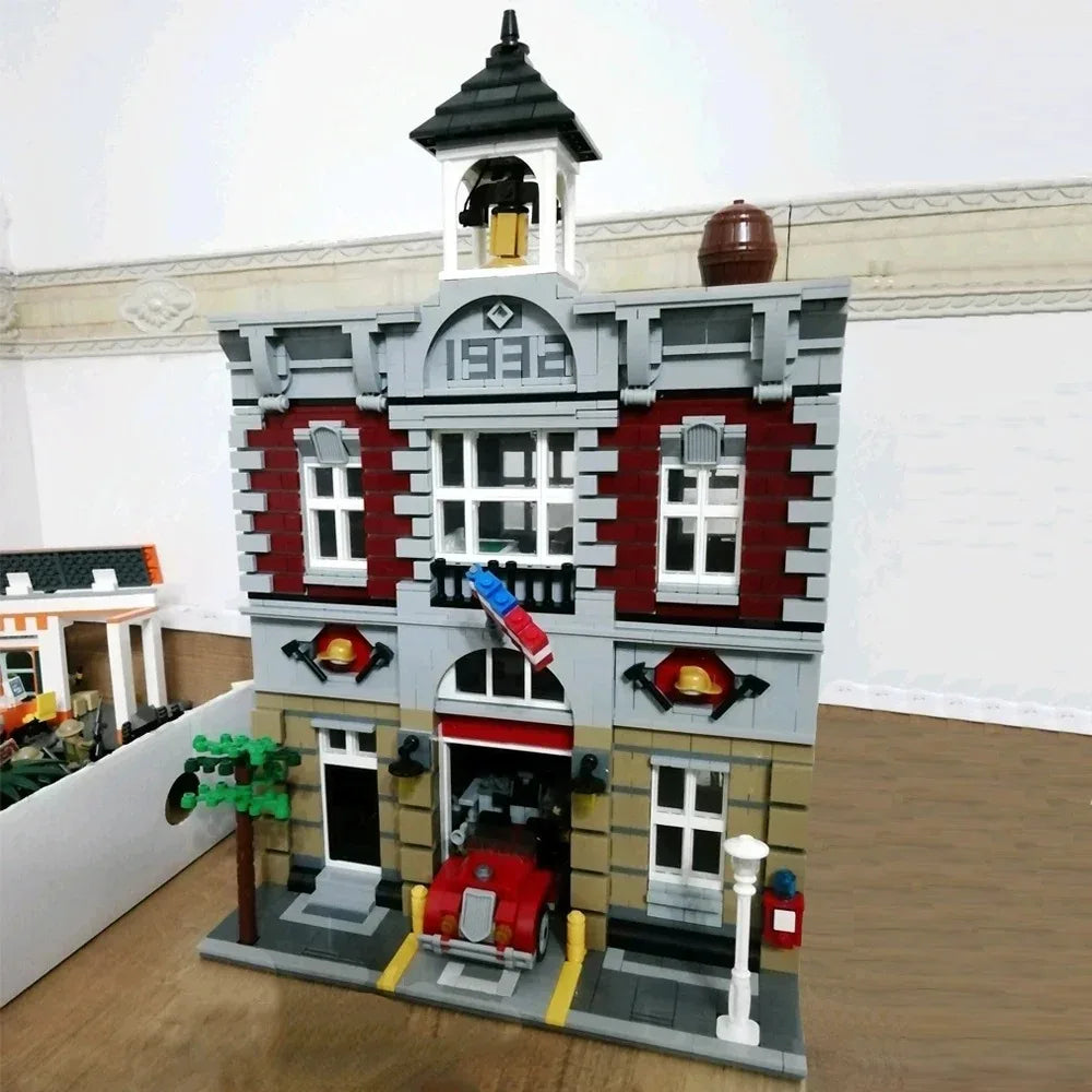 Creator Street Brick Bank & Corner Cafe Building Set fire-brigade by HitMyNeed