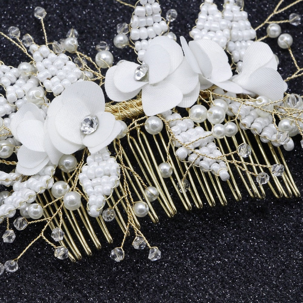 Crystal Pearl Veil Comb Wedding Hair Accessory by HitMyNeed
