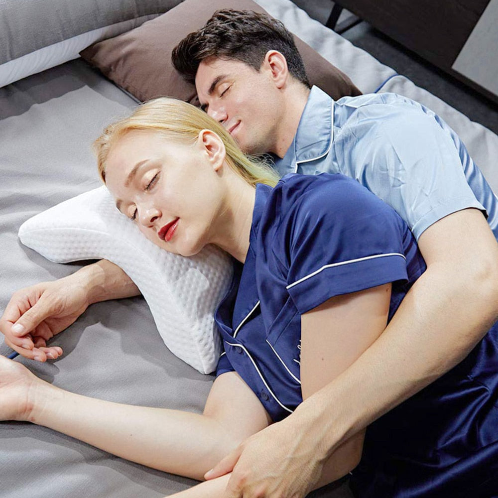 Curved Memory Foam Spooning Pillow for Couples by HitMyNeed