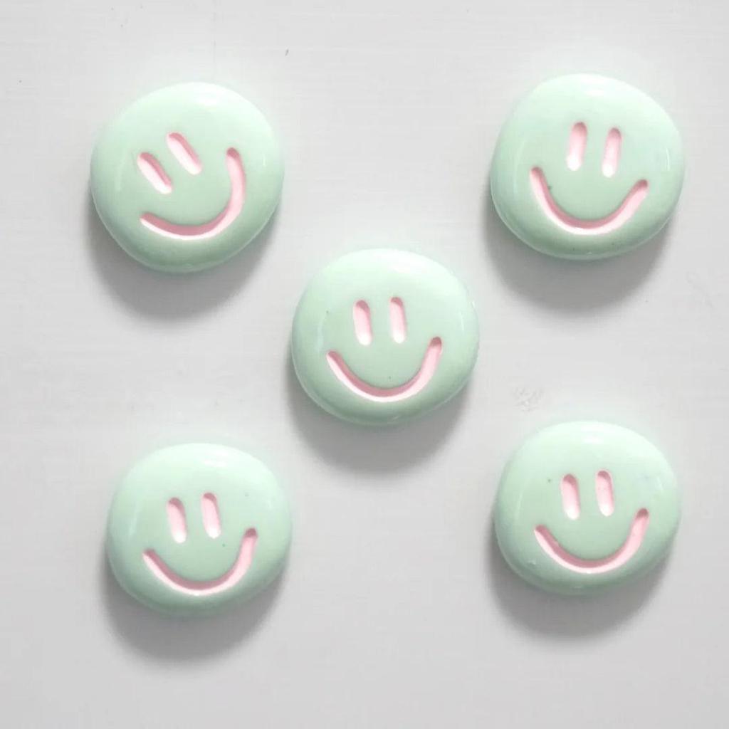 Cute Smiley Face Fridge Magnets Set (5 Pieces) green-5pcs by HitMyNeed