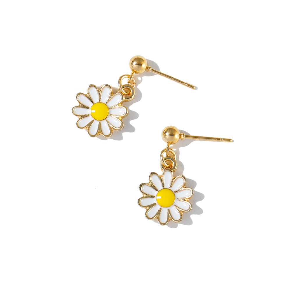 Daisy Flower Stud Earrings for Girls and Women by HitMyNeed