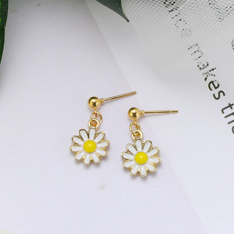 Daisy Flower Stud Earrings for Girls and Women by HitMyNeed