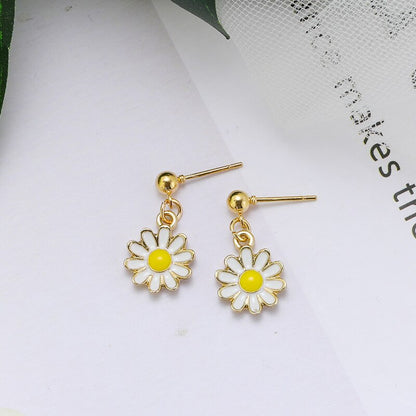Daisy Flower Stud Earrings for Girls and Women by HitMyNeed