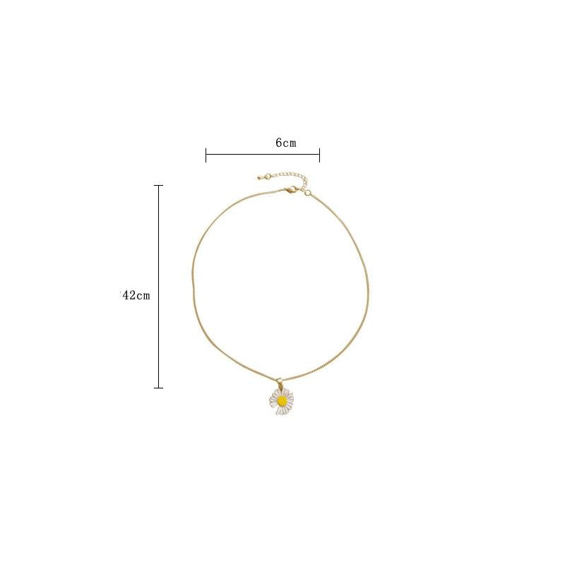 Daisy Pendant Necklace for Women, Adjustable Chain by HitMyNeed