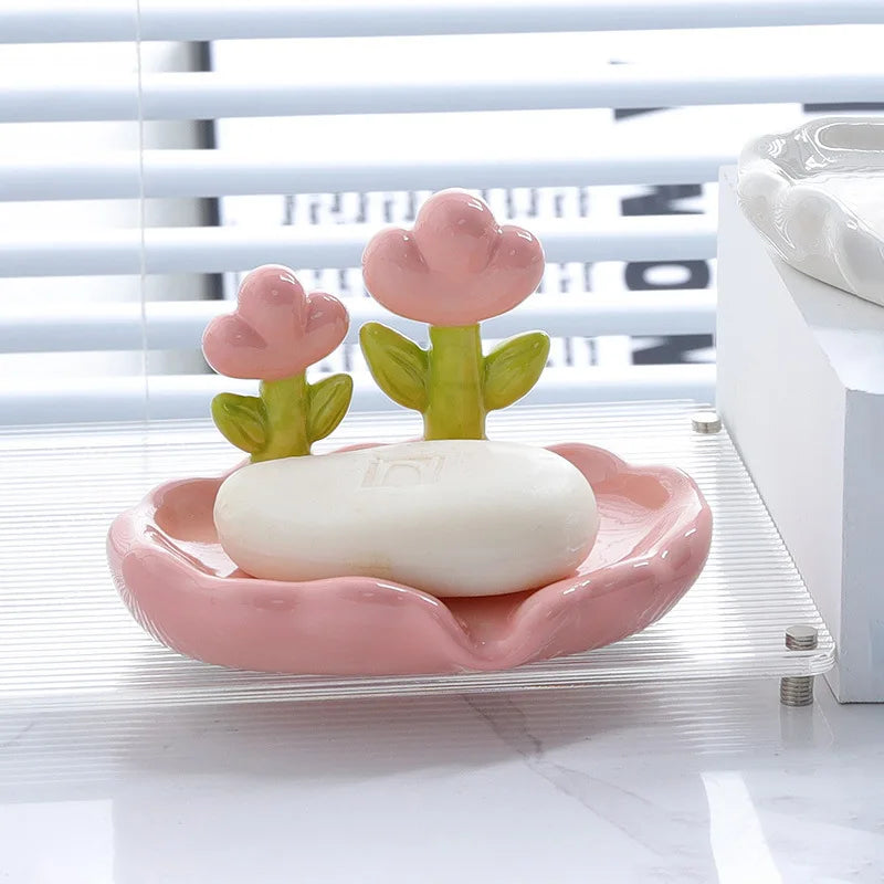 Decorative Flower Soap Dish with Drainage by HitMyNeed