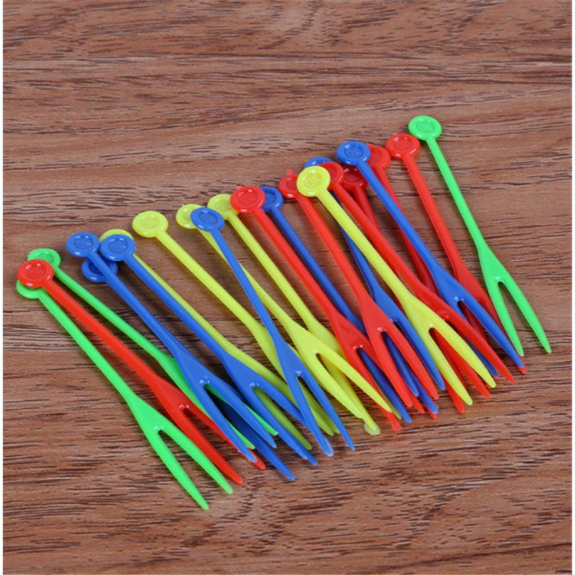 Disposable Plastic Fruit Forks 50 Pack by HitMyNeed