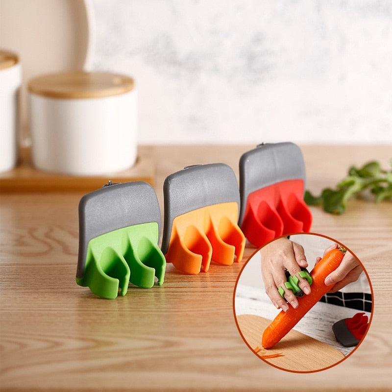 Double Finger Fruit and Vegetable Peeler Ring by HitMyNeed
