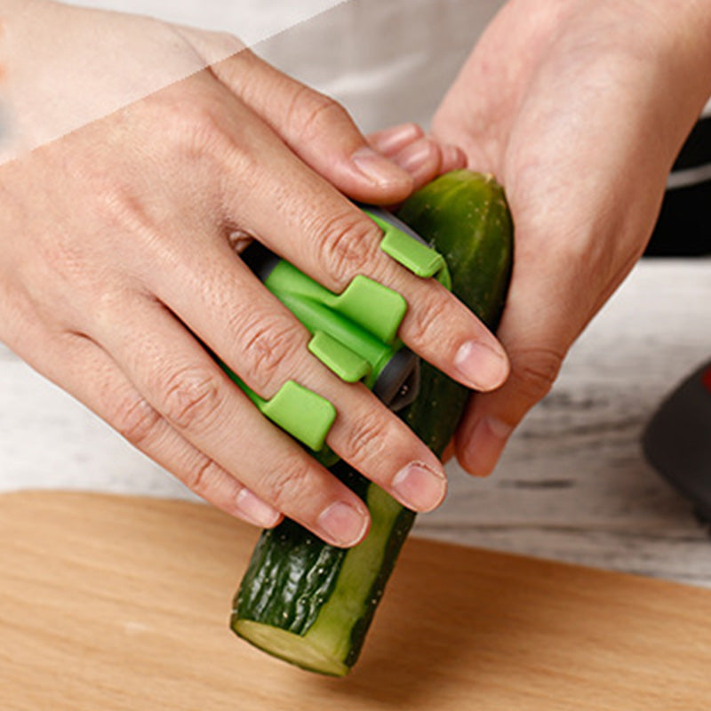Double Finger Fruit and Vegetable Peeler Ring by HitMyNeed