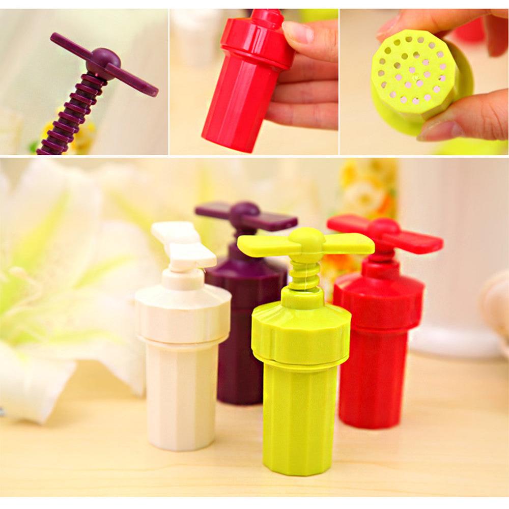 Easy Twist Garlic Grinder and Crusher by HitMyNeed