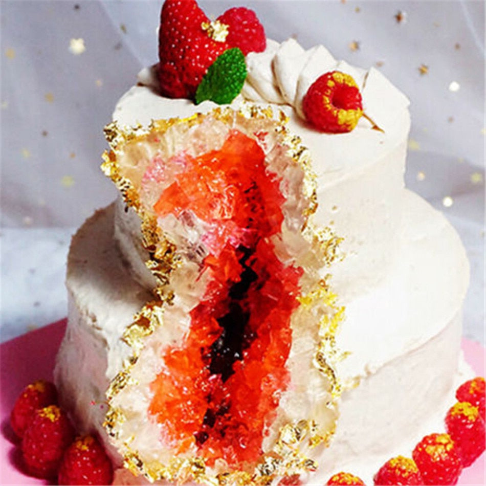 Edible 24K Gold Flakes for Cake and Drink Decoration by HitMyNeed