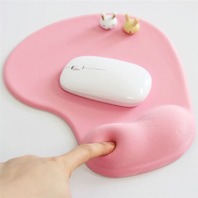 Ergonomic Mouse Pad with Wrist Support by HitMyNeed