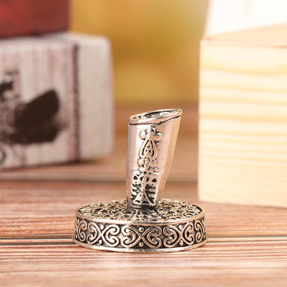 European Vintage Metal Pen Holder Stand by HitMyNeed