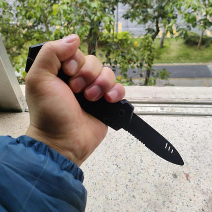 Fake Retractable Knife Prop with Disappearing Blade by HitMyNeed