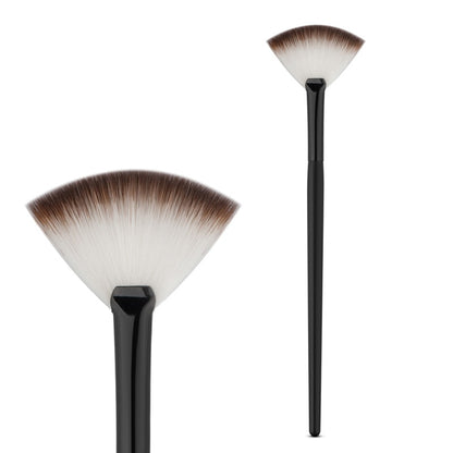 Fan Makeup Brush with Wooden Handle by HitMyNeed