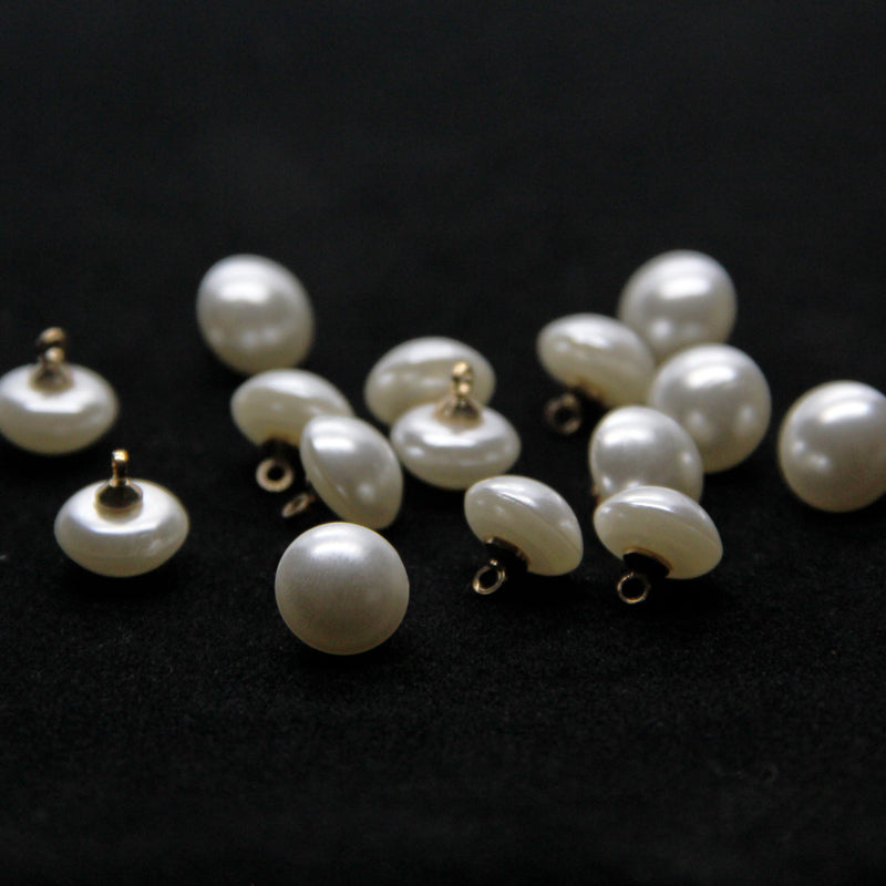 Faux Pearl Mushroom Buttons with Sewing Kit (20 Pcs) by HitMyNeed