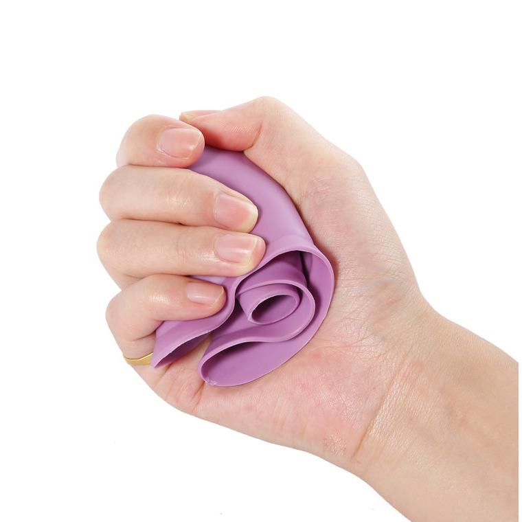 Female Travel Urinal Funnel for Hygienic Outdoor Use by HitMyNeed