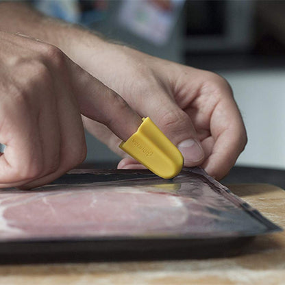 Finger Cutter Mini Box & Craft Cutting Tool by HitMyNeed