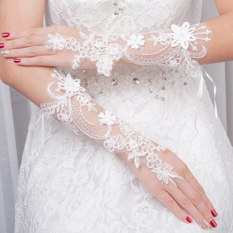 Fingerless Adjustable Lace Wedding Gloves by HitMyNeed
