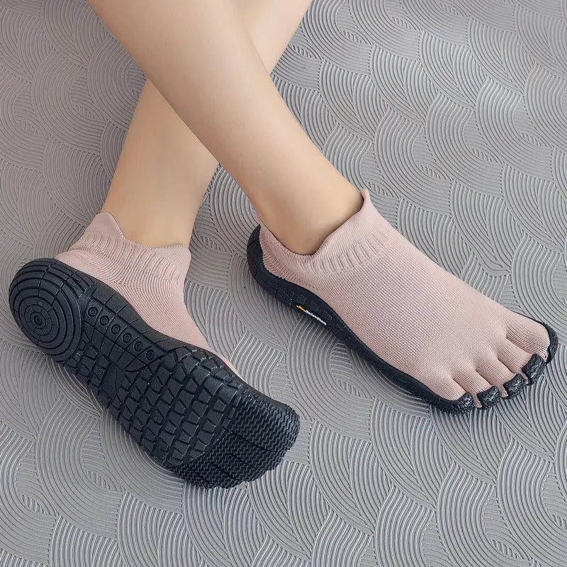 Five Finger Barefoot Shoes for Yoga & Indoor Sports black-fen 38-insole-24-5cm by HitMyNeed