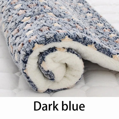 Flannel Pet Sleeping Mat & Sofa Bed for Dogs and Cats 1.0 m-61x41cm by HitMyNeed